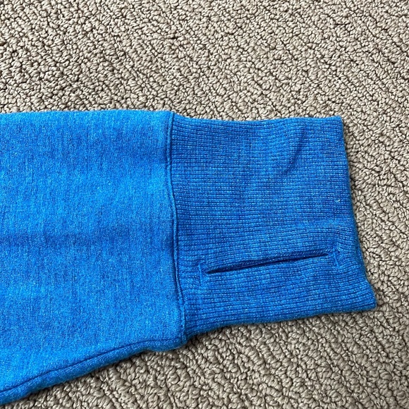 L.L.Bean Mock Neck Sweater - Picture 3 of 9